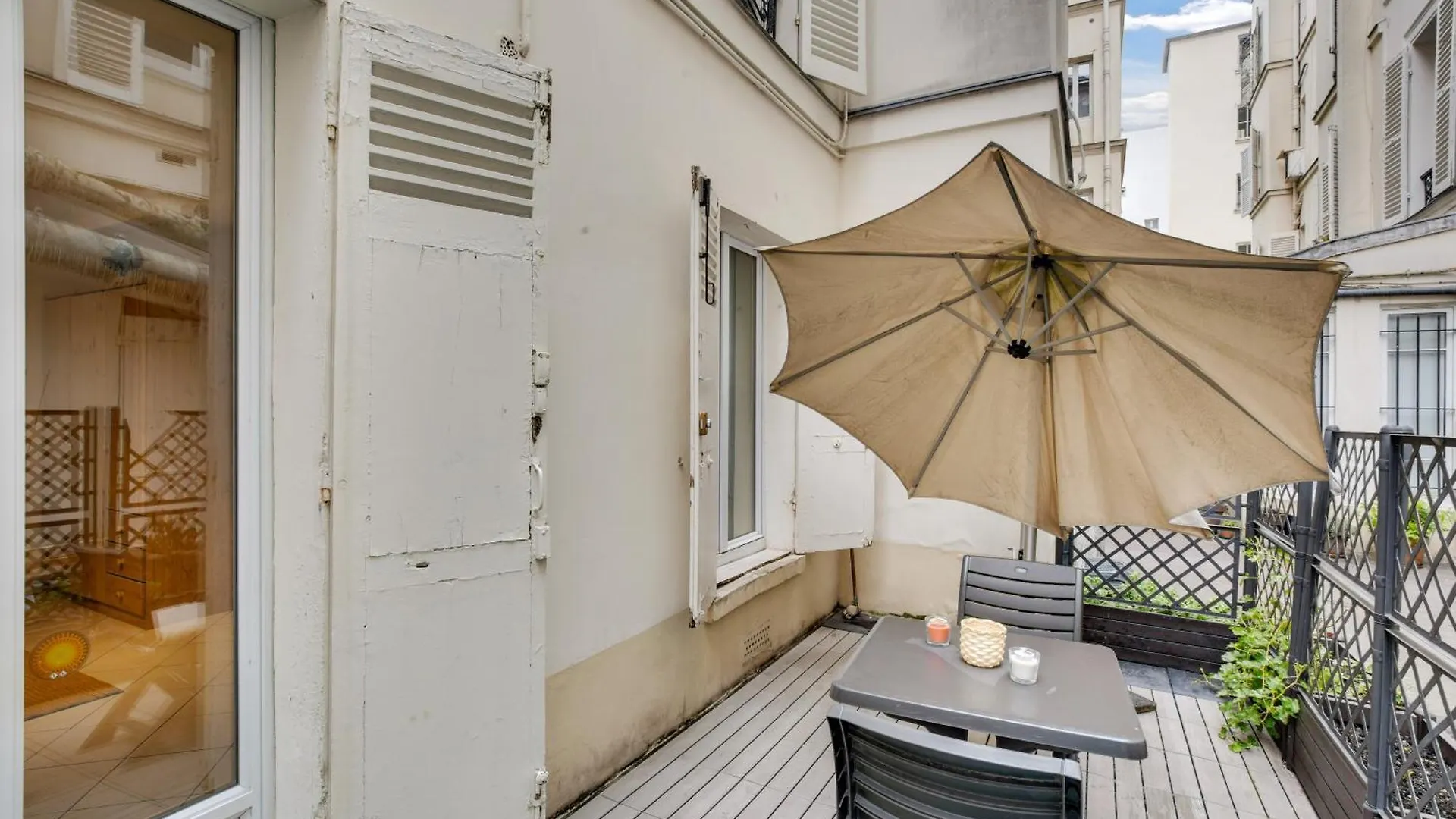 Διαμέρισμα Chic With Terrace In *